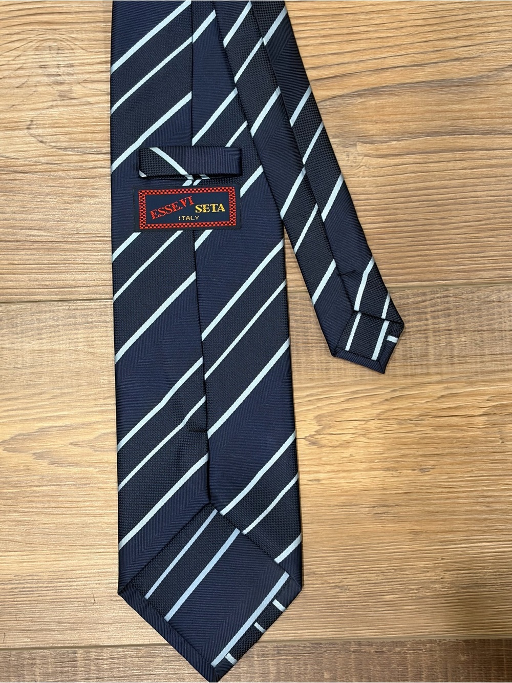 Essex Vi Seta Navy and White Striped Men's Tie